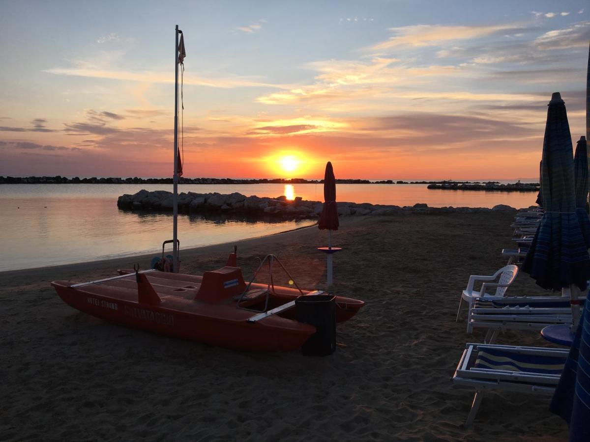 Hotel Strand Marina Di Montenero Extérieur photo